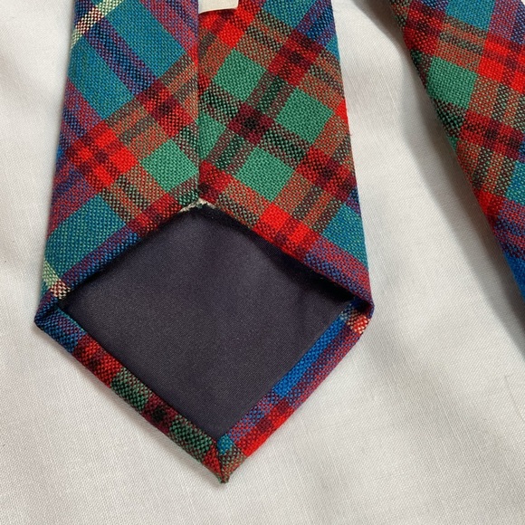 Ingles Buchan tartan tie - Picture 4 of 6